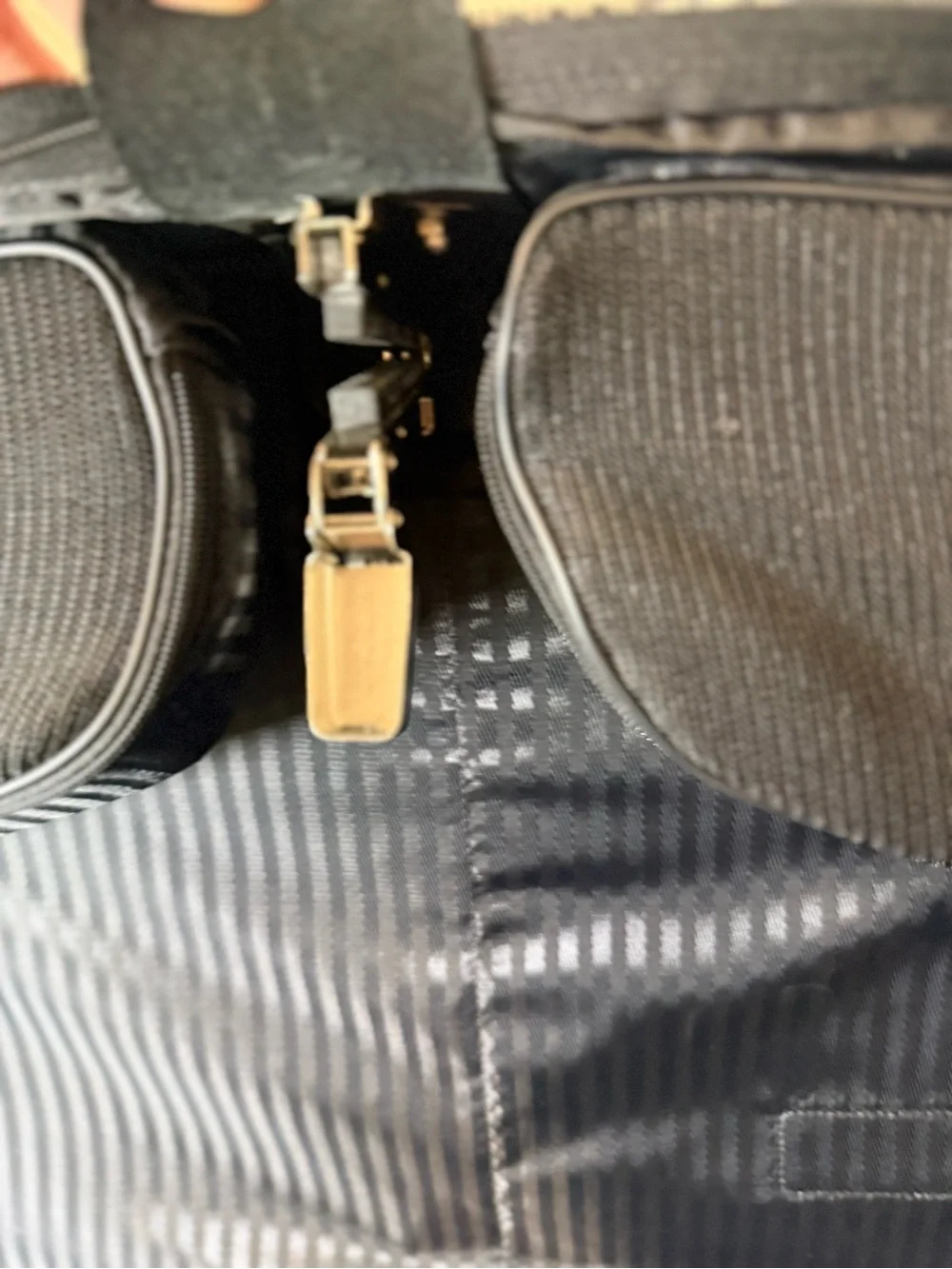TUMI LARGE Rolling Wheeled Garment Bag Luggage